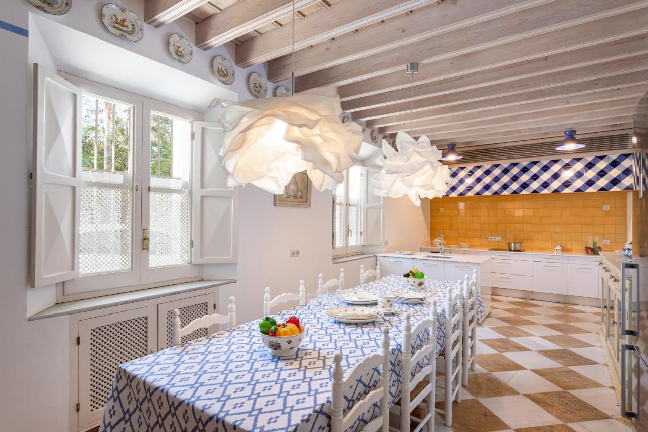 Genteel Home Campamento Севилья Экстерьер фото