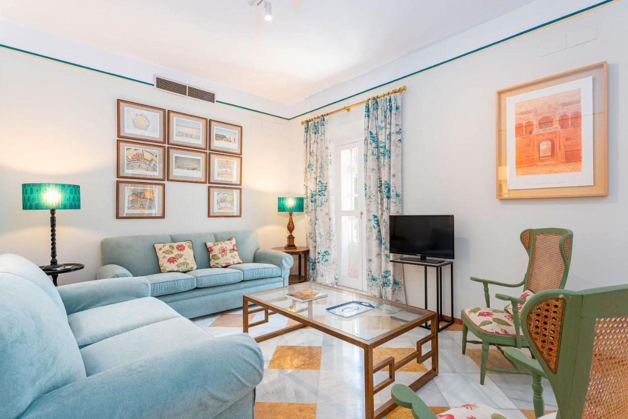 Genteel Home Campamento Севилья Экстерьер фото